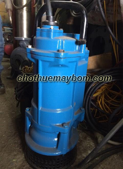 cho thuê Máy bơm hố móng